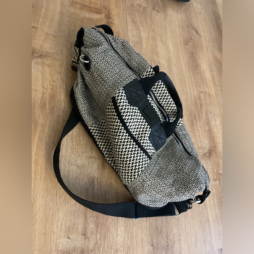 Tom’s weekender duffel bag